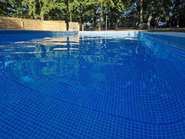 Location de vacances pour 2 personnes, avec Jardin et Piscine dans Villemer