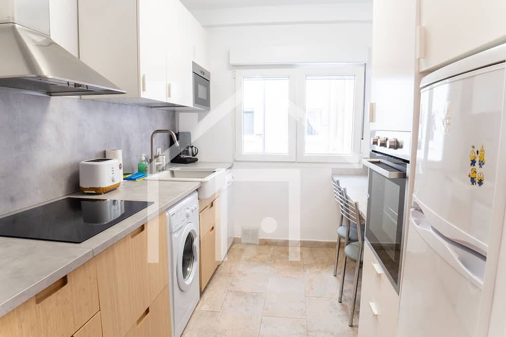 Appartement entier, El carbayedo -Appartement-Sdb privée avec douche in Avilés, Côte Cantabrique