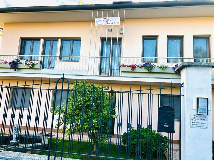 B&b per 2 persone, con Balcone e Giardino a Abbiategrasso
