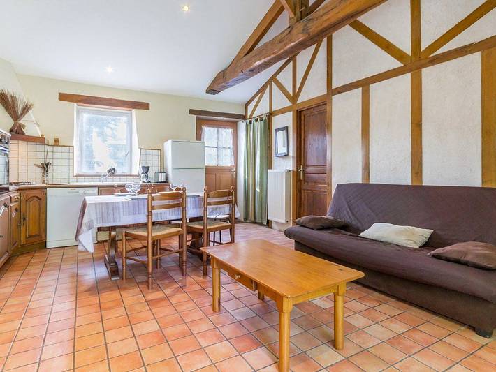 Gîte pour 5 personnes, avec piscine ainsi que terrasse et jardin à Port-Saint-Père - 4