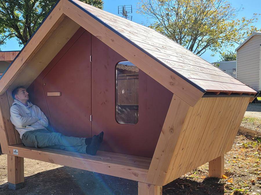Camping Bellevue - Tiny house 2 personnes - Cabane -étape "Lochenn" in Barzan, Région de Saintes