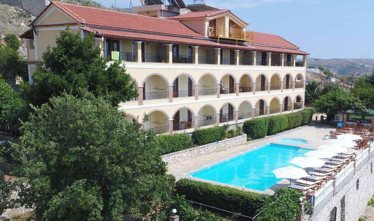 Apart-Hotel Llazari in Himarë, Vlorë