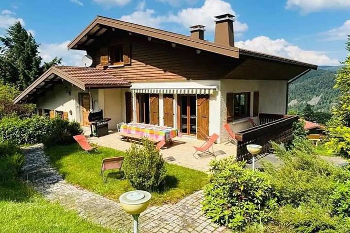 Maison pour 12 personnes, avec Balcon et Jardin à Ventron