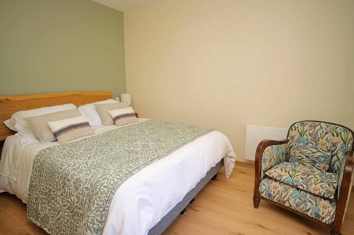 Location de vacances pour 8 personnes, avec balcon et piscine, animaux acceptés à Llo - 3