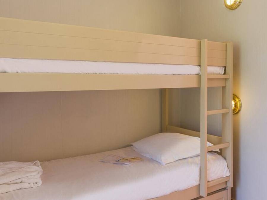 Pierre & Vacances Premium Résidence Les Rives de Cannes - Mandelieu - Studio 4 personnes - 1 alcôve - Terrasse ou balcon in Mandelieu-la-Napoule, Massif de l'Esterel