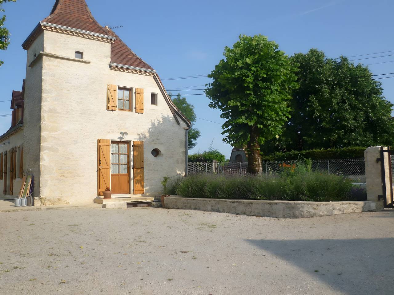 Gîte La Maison de Lompech: Private Terrace and Garden in Caniac du Causse in Caniac-du-Causse, Quercy