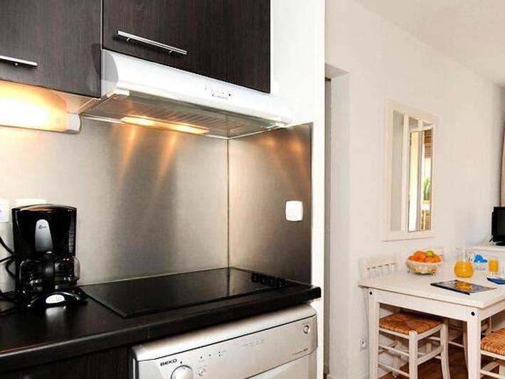 Camping pour 2 personnes, animaux acceptés à La Londe-les-Maures - 4