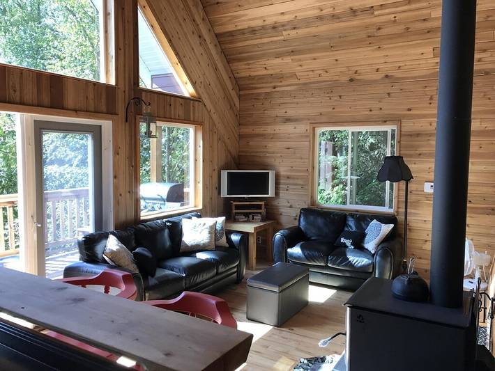 Cabane en bois pour 11 personnes, avec terrasse et jacuzzi dans Canada - 3