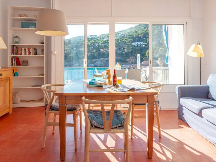 Gîte pour 5 personnes, avec terrasse à Tamariu - 4