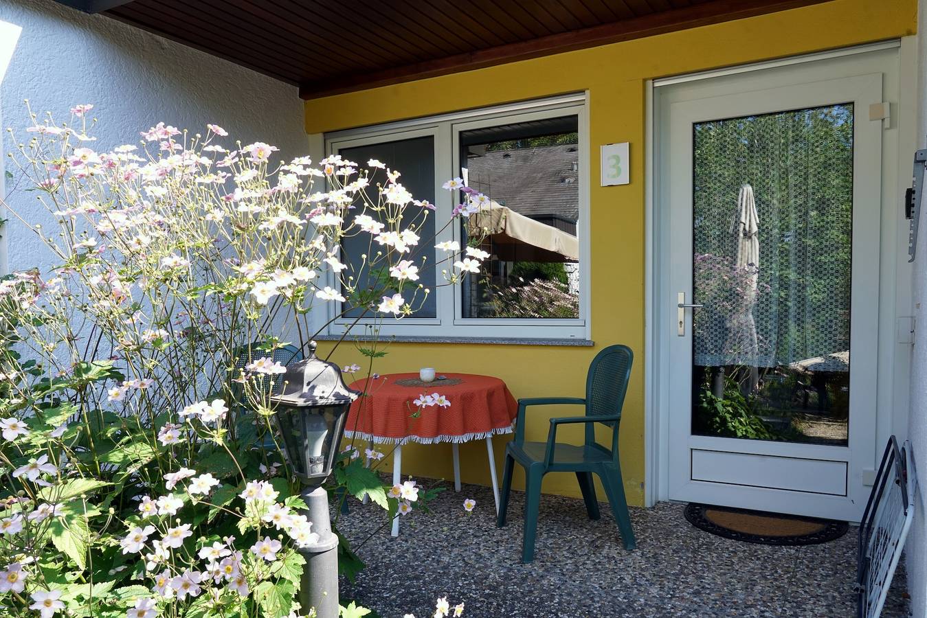 Ganze Wohnung, Feriewohnung Nr.3 mit Terrasse, ruhig und Nähe Solemar Therme in Bad Dürrheim, Mittlerer Schwarzwald