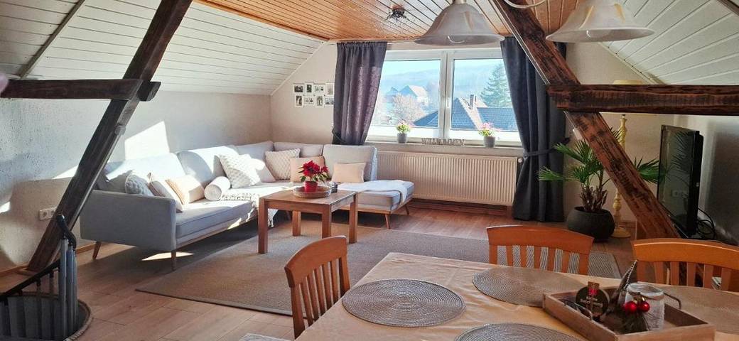 Ferienwohnung für 3 Personen, mit Terrasse und Garten sowie Ausblick in Mansfeld