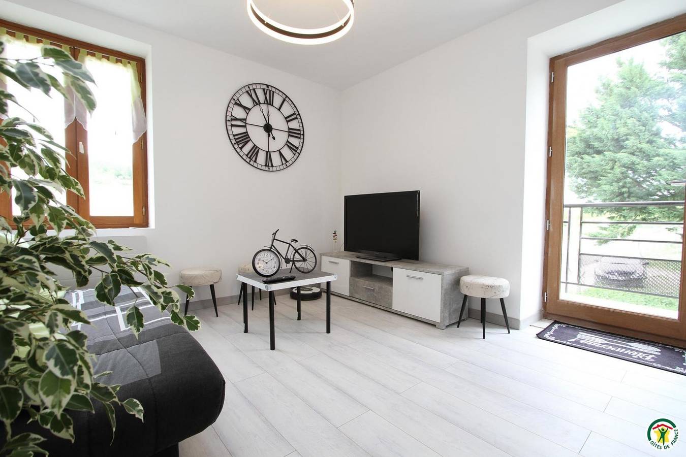 L'Oie Blanche in Anneyron, Valence region