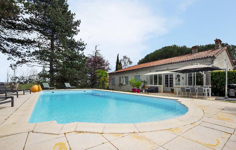 Maison de vacances pour 4 personnes, avec jardin ainsi que terrasse et piscine dans l' Ariège - 4