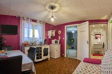 Studio pour 3 Personnes dans Saint-Victor-de-Cessieu, Région de La Tour-du-Pin, Photo 1