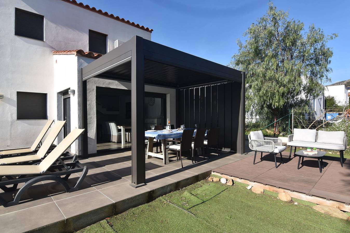 Villa de alquiler en Mas Busca, Roses, Costa Brava: Espaciosa villa con piscina privada, ideal para familias, a 3 km de la playa de Roses. in El Mas Boscá, Roses