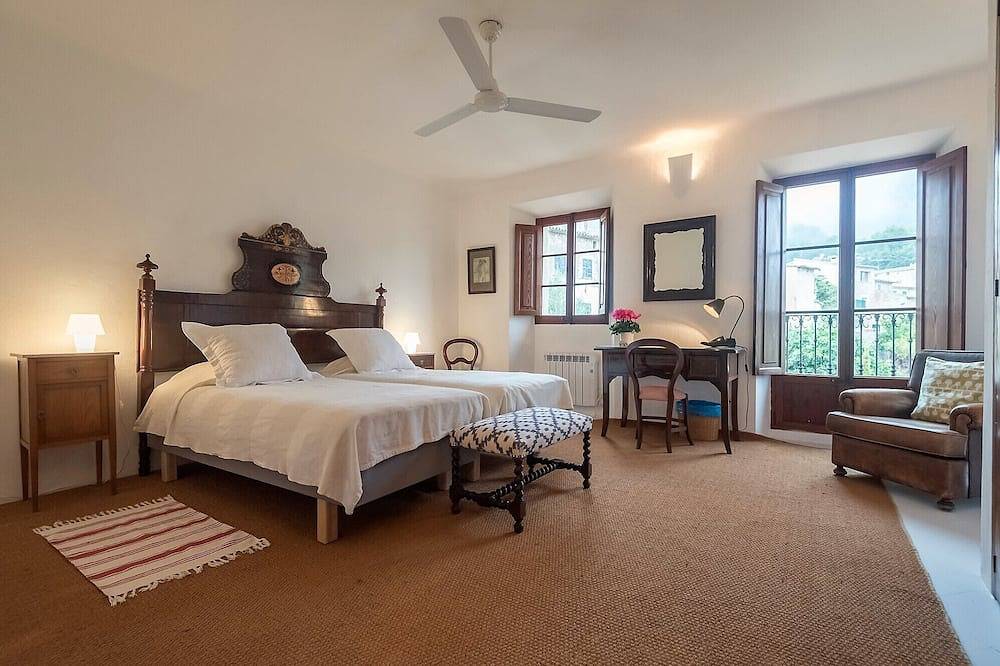 Eleganten Stadthaus mit eigenem Pool in Valldemossa, Mallorca Westen