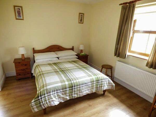 Holiday rental for 5 people, with Terrace and Garden as well as Lake view and View in Castlebar