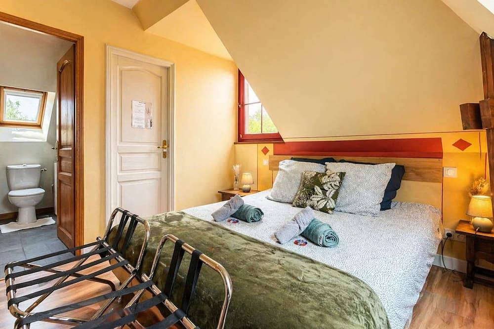 Entire apartment, La Longère T3 - Golf - Parking - Wifi - 4 Pers in Bellême, Parc naturel régional du Perche