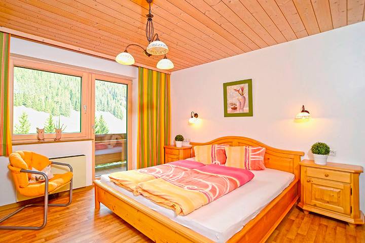 Ferienwohnung für 5 Personen, mit Ausblick und Balkon in Tux - 3