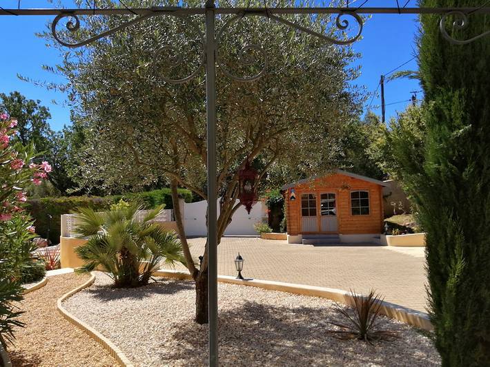 Location de vacances pour 2 personnes, avec piscine et jardin à Vaison-la-Romaine - 4