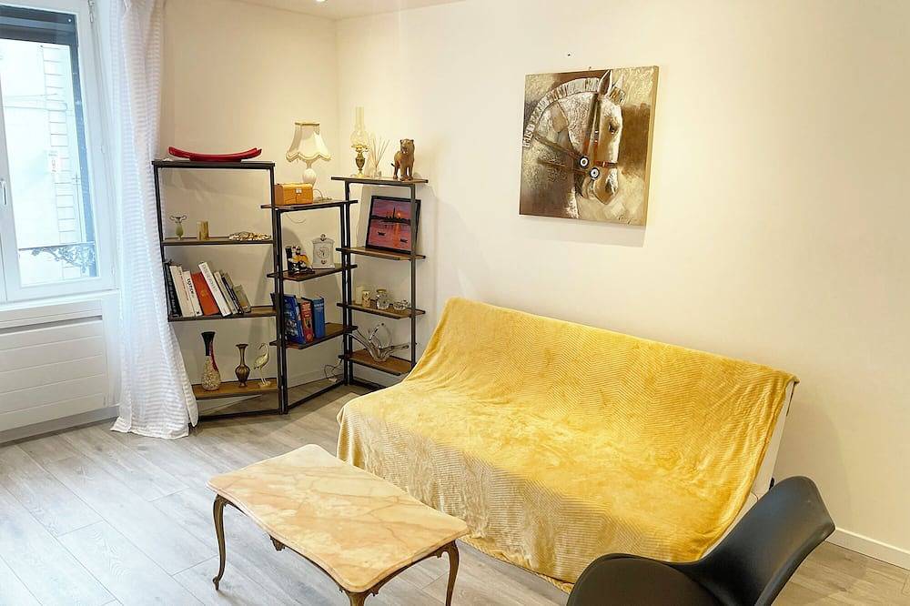 Entire apartment, Convenient apartment in downtown Vesoul in Vesoul, Haute-Saône