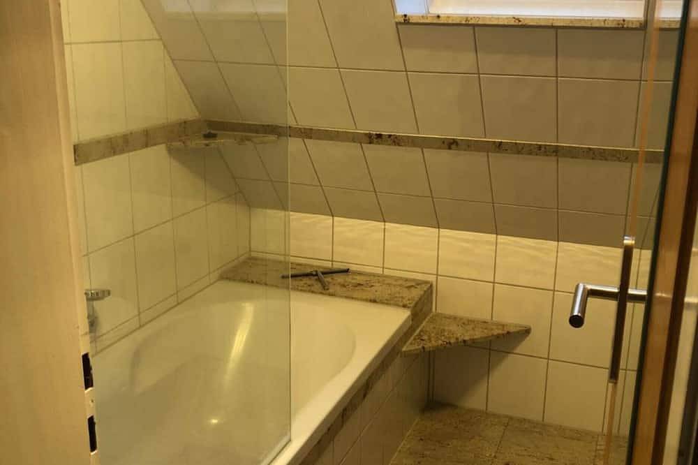 Ferienhaus 'Meldorf-Ferienhaus' mit privater Terrasse, Garten und Wlan in Meldorf, Dithmarschen