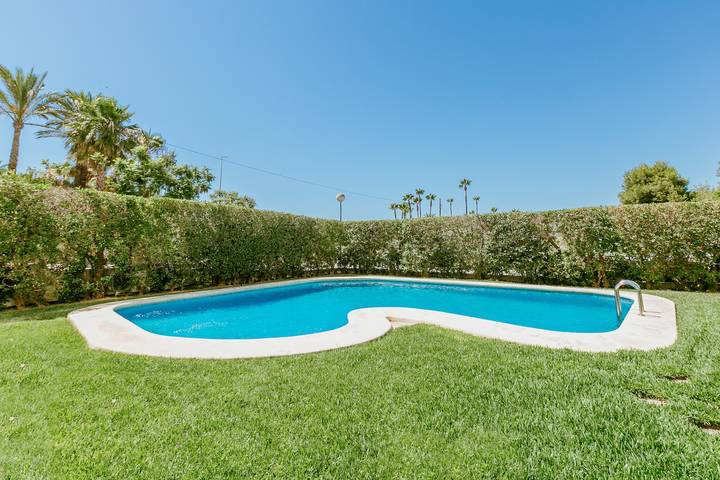 Location de vacances pour 4 personnes, avec balcon à Playa del Arenal