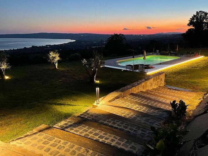 Agriturismo per 2 persone, con Giardino e Piscina a Bolsena