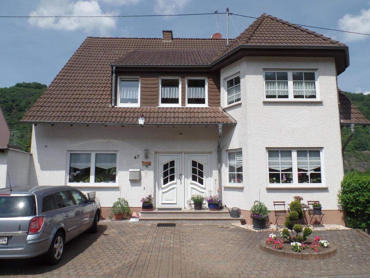 Ganze Wohnung, One-Bedroom Apartment in Burg Eltz, Burgen (Mosel)