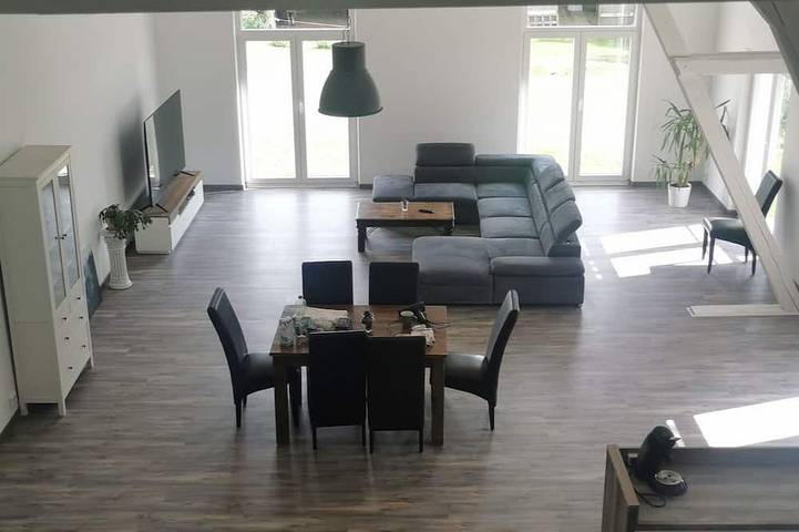 Ferienwohnung für 8 Personen, mit Garten