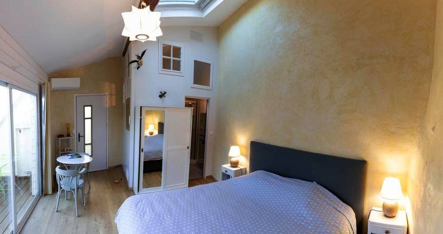 Chambre d’hôte pour 2 personnes, avec terrasse à Carcassonne