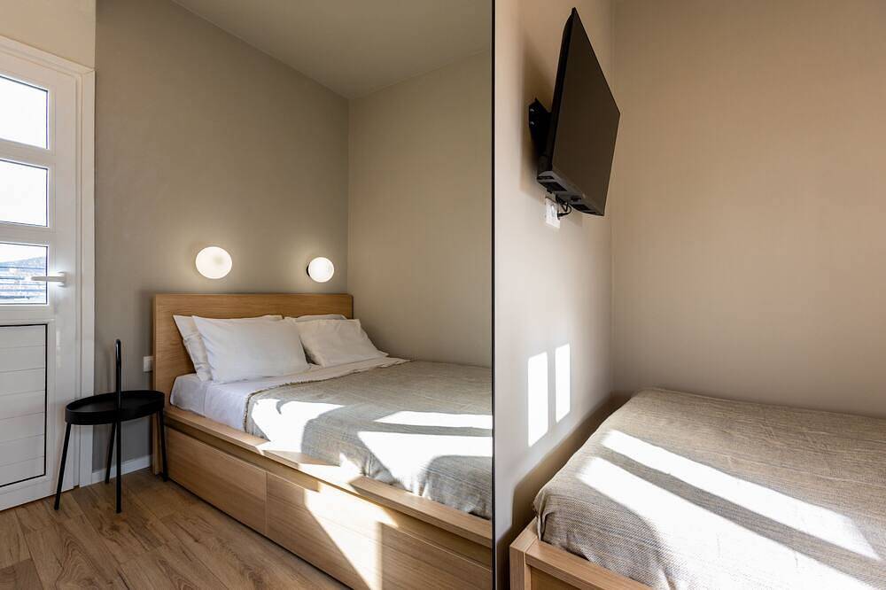 Entire apartment, Halia - Cozy 1-bedroom apartment in the center of Volos with view! in Volos, Magnisia