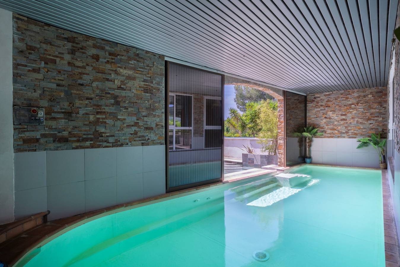 Bed & Breakfast 'Chambre Nature' mit Gemeinschaftspool, Garten & Wlan in Hyeres, Parc national Port-Cros
