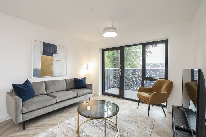 Apartment for 4 people, with terrace, with pets in Surrey
