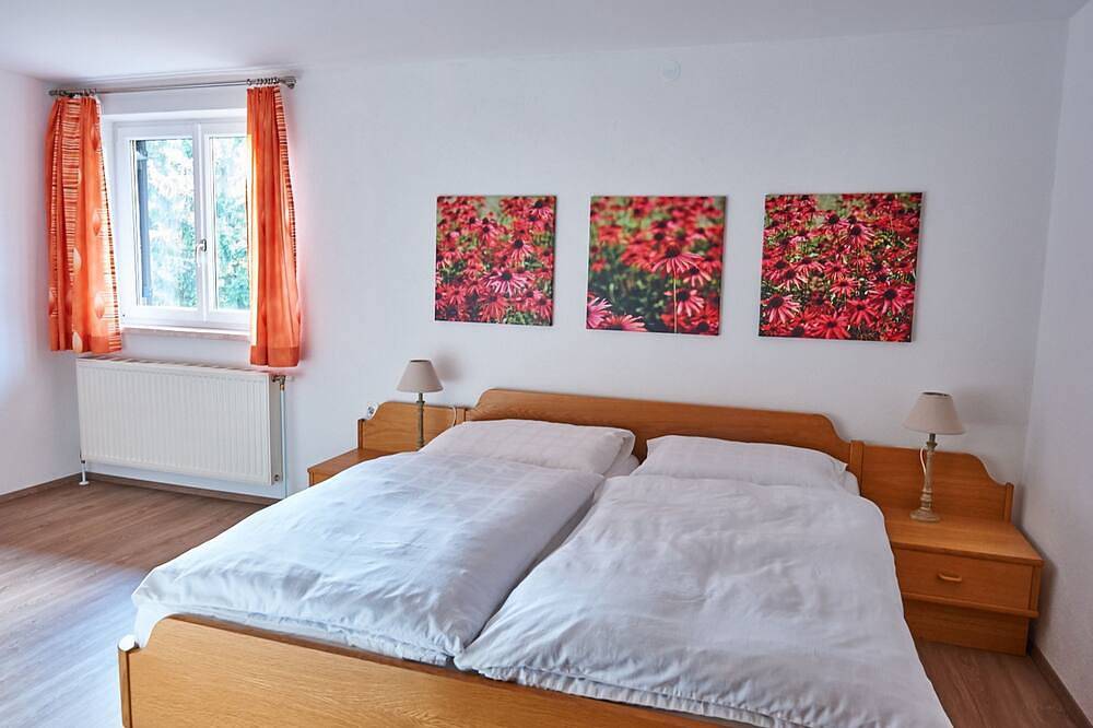 Ganze Wohnung, Ferienwohnung Ahorn - Brandnerhof in Salzkammergut-Berge, Weyregg am Attersee