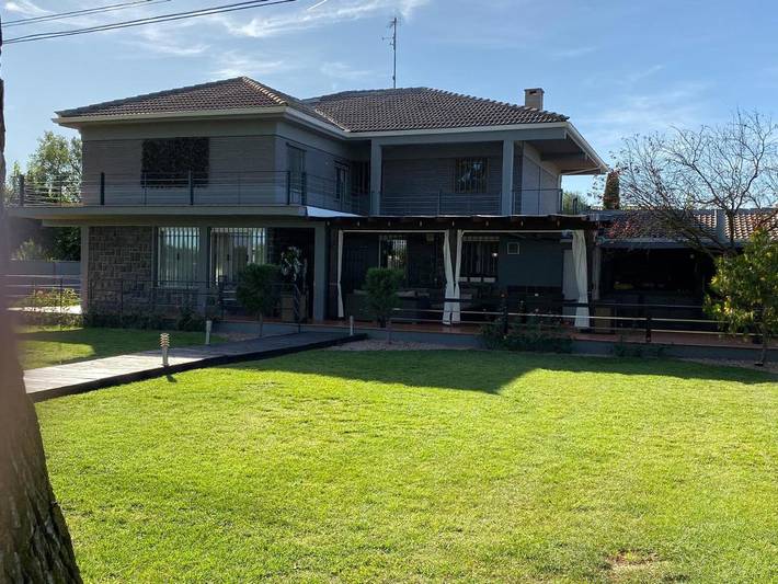 Chalet para 18 personas, con jardín además de piscina y vistas, Familias con niños en Provincia de Zaragoza - 2