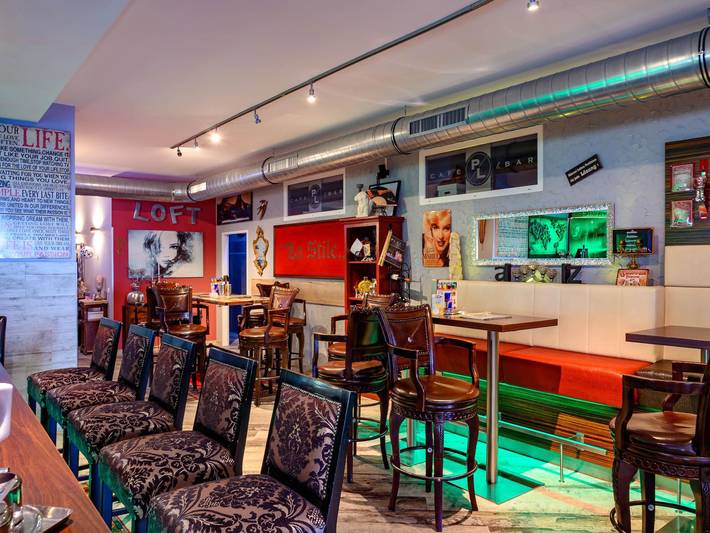 Plaza Cafe & Bar - Top 3 Doppelzimmer in Enns, Linz-Wels