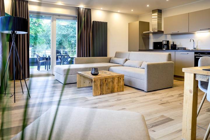 Ferienwohnung für 7 Personen, mit Balkon und Garten sowie Ausblick in Winterberg