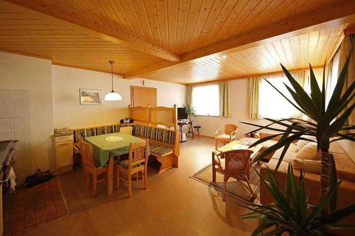 Ferienwohnung für 5 Personen, mit Balkon und Garten - 1