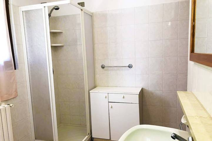 Ganze Wohnung, Directly on the lake in Crone Beach (Idro), Idro