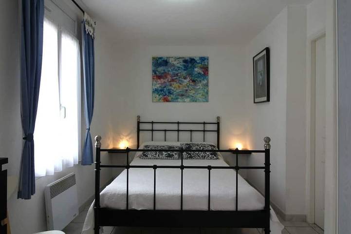 Location de vacances pour 2 personnes, avec jardin à Izon - 2