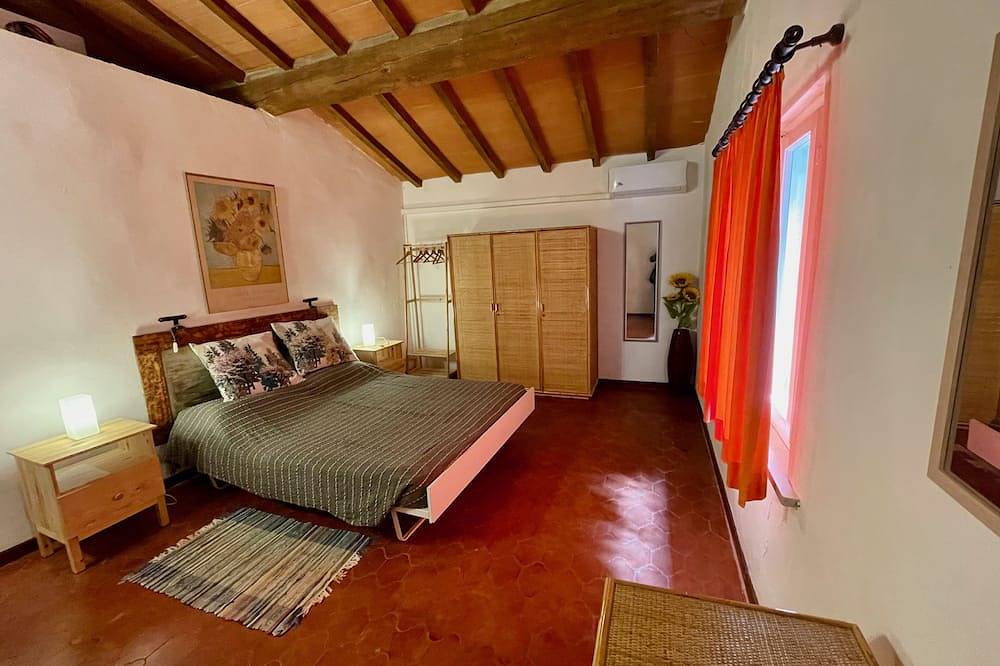 Ganze Wohnung, Ein Familienferienhaus mit viel Platz fuer die gesamte Familie. in Montescudaio, Etruskische Küste