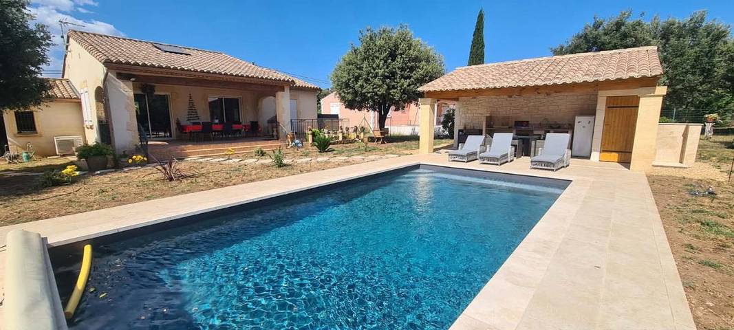 Chalet para 4 personas, con jardín y piscina, Se admiten mascotas - 1