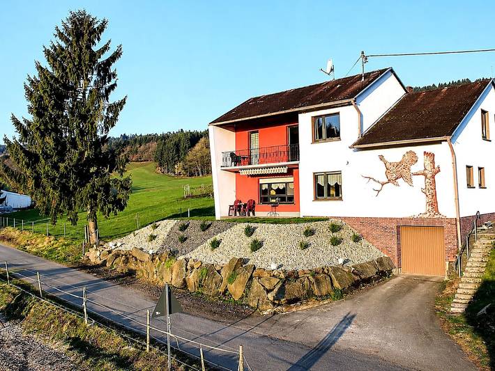 Ferienwohnung für 5 Personen, mit Balkon und Garten