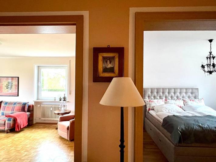 Ferienwohnung für 2 Personen, mit Terrasse und Garten sowie Ausblick