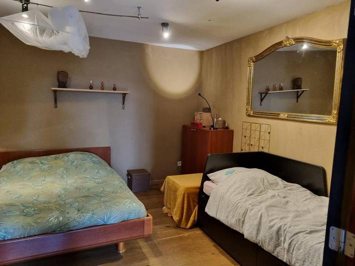 Gîte pour 3 personnes, avec jardin ainsi que vue et piscine, animaux acceptés à Liège - 3