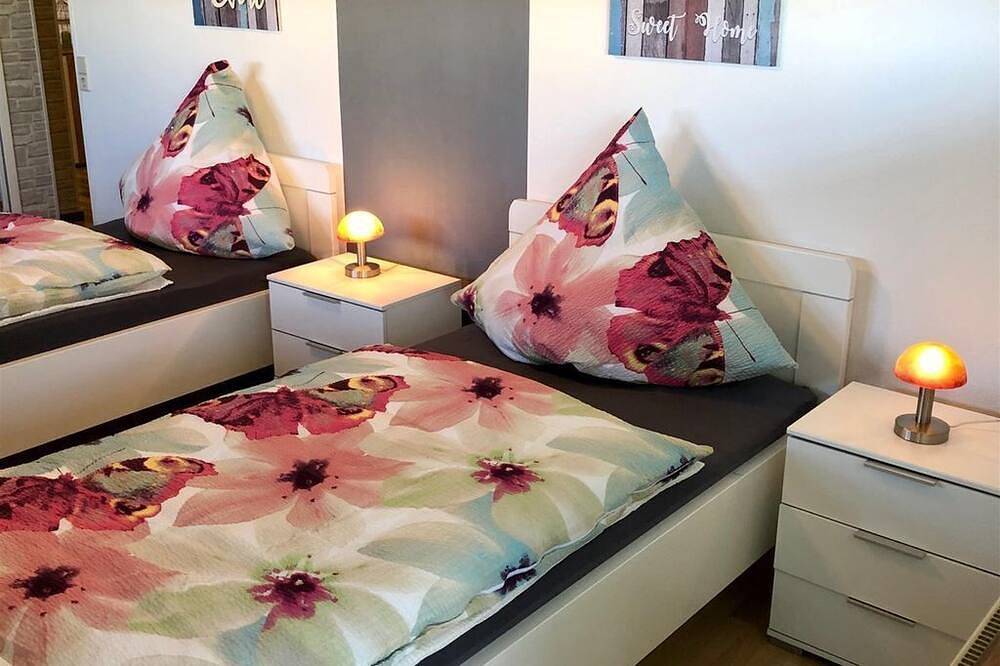 Ganze Wohnung, Ferienwohnung Vergissmeinnicht - Appartement/Fewo, Dusche oder Bad, Wc, 2 in Osburg, Landkreis Trier-Saarburg