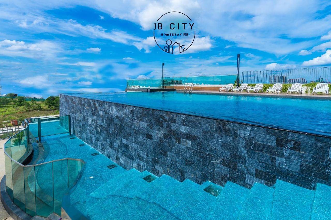 Entire apartment, Mid Valley Southkey Mosaic by Rr Jbcity in Johor Bahru, Johor