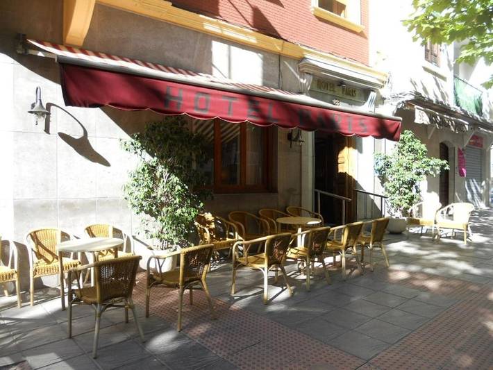 Hôtel, avec Terrasse ainsi que Jardin et Piscine à Lanjarón - 2