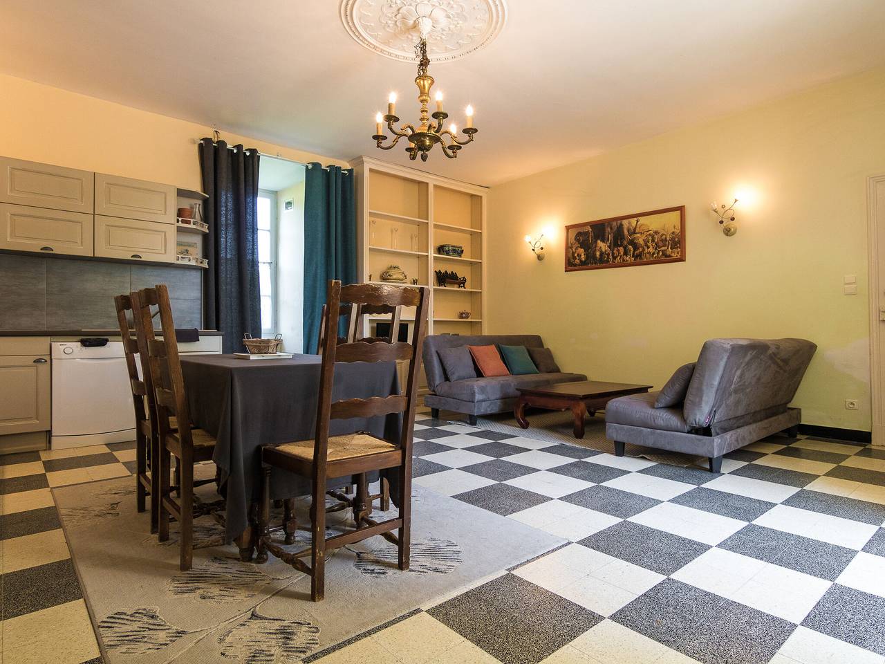 Appartement château Chaleix forêt in Chalais (Aquitaine), Parc naturel régional Périgord-Limousin